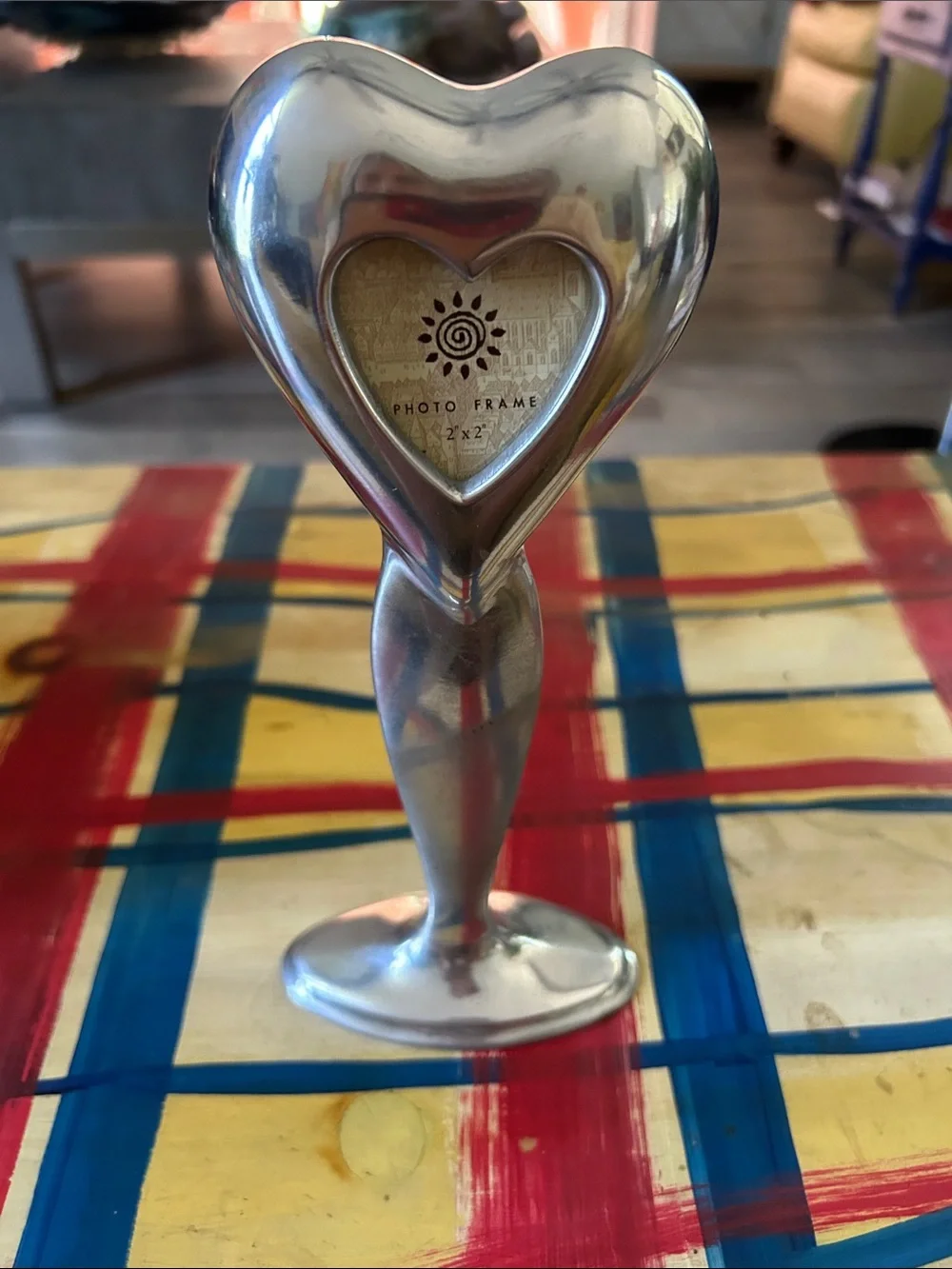 Heart-Shaped Silver Photo Frame Stand